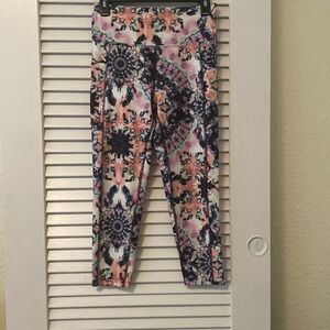 Bally Womens capri leggings